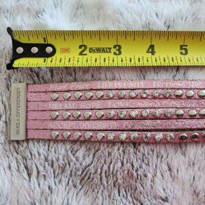 GOOD WORKS BRACELET. ENCOURAGING SENTIMENTS. PINK. LEATHER.